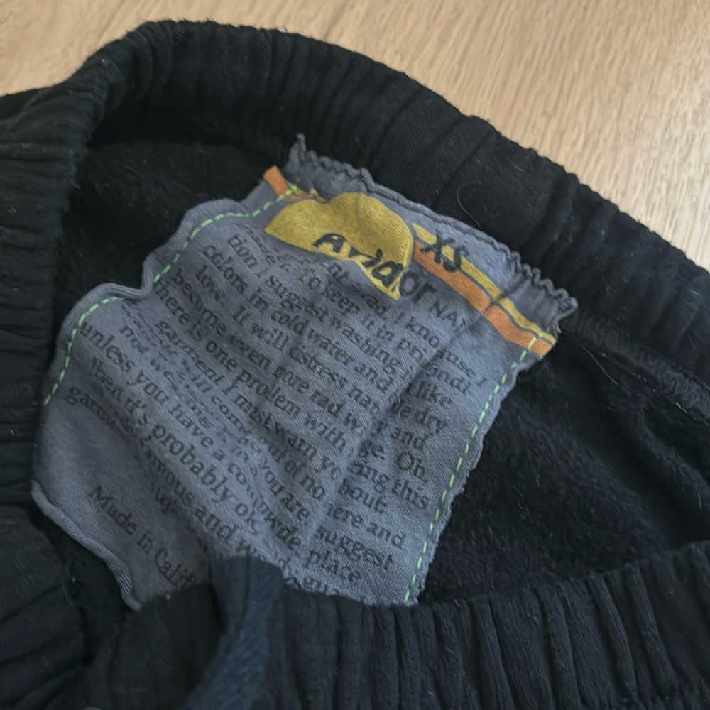 Black aviator nation sweats, size Xs